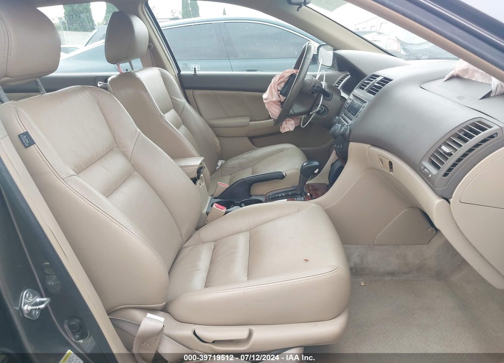 2007 HONDA ACCORD 2.4 EX VIN: 1HGCM56897A117710