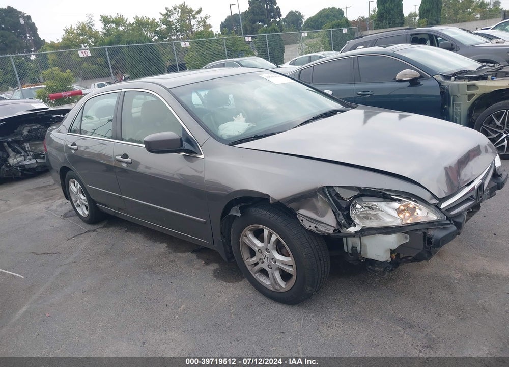 2007 HONDA ACCORD 2.4 EX VIN: 1HGCM56897A117710