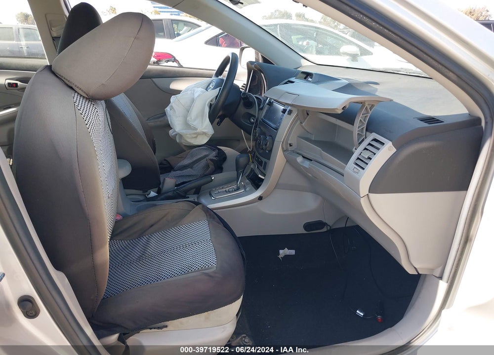 2013 TOYOTA COROLLA LE VIN: 5YFBU4EE1DP098864