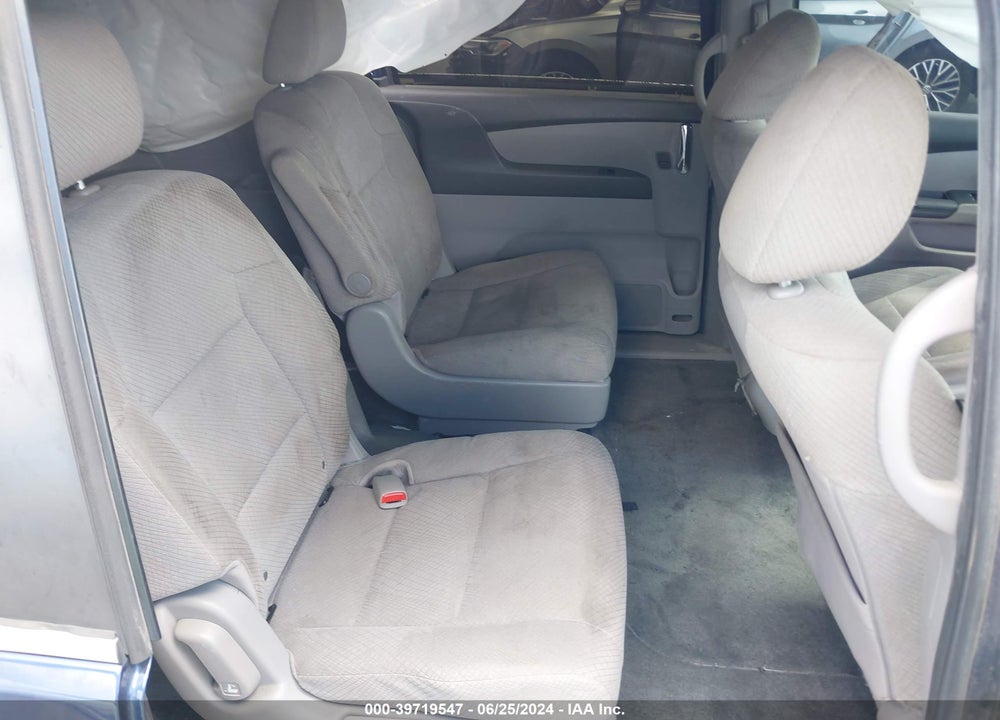 2015 HONDA ODYSSEY LX VIN: 5FNRL5H20FB020826