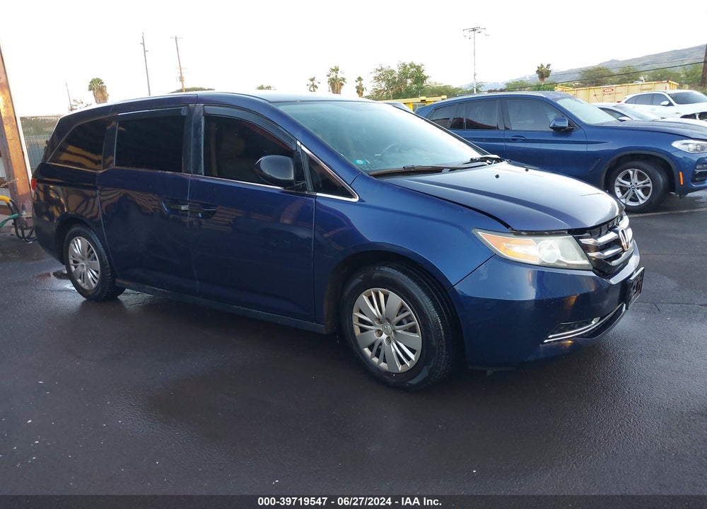 2015 HONDA ODYSSEY LX VIN: 5FNRL5H20FB020826