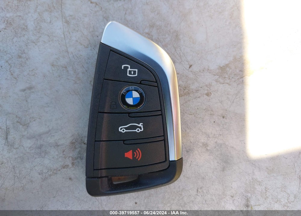 2024 BMW 3 SERIES 330I XDRIVE VIN: 3MW89FF06R8E31266