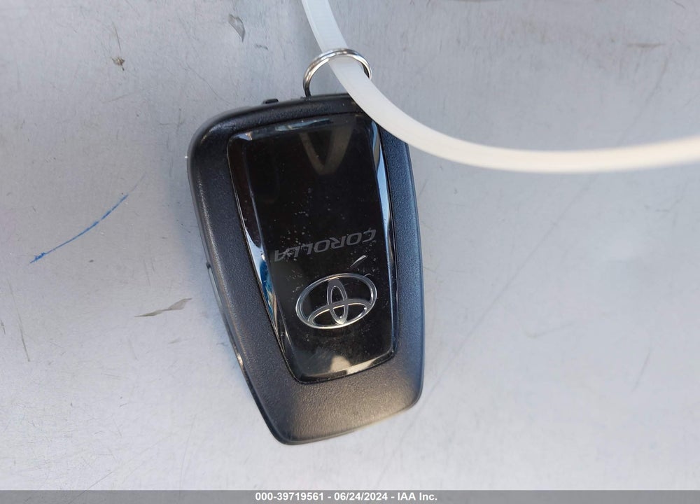 2019 TOYOTA COROLLA SE VIN: JTNK4RBE1K3014433