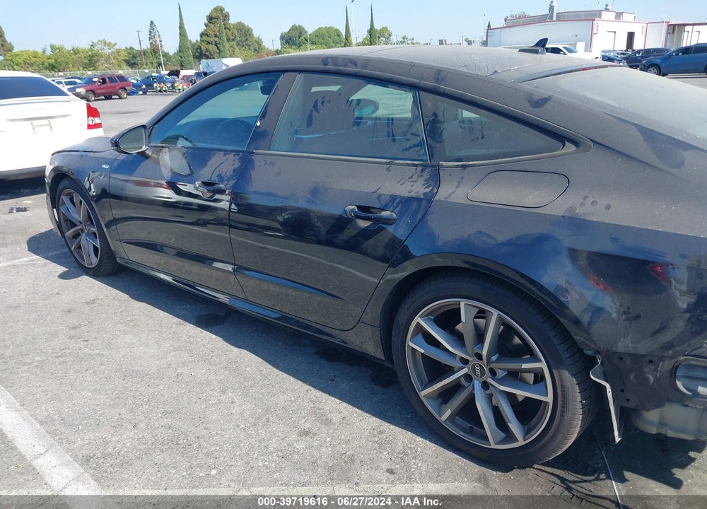 2021 AUDI A7 SPORTBACK PREMIUM PLUS 55 TFSI E QUATTRO S TRONIC VIN: WAUTPBF29MN086007