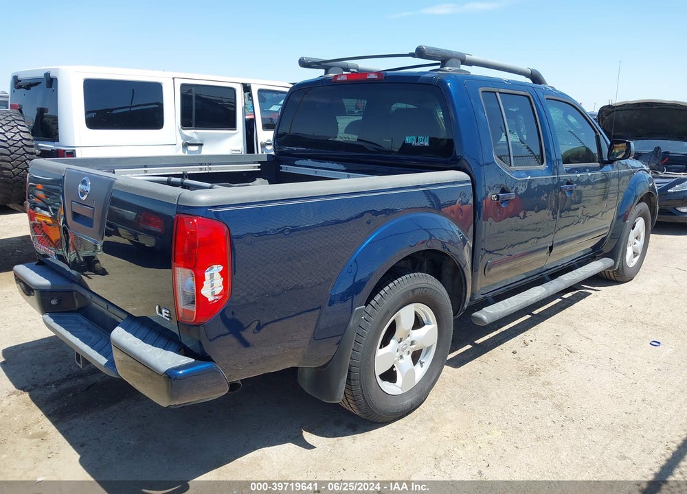 2008 NISSAN FRONTIER LE VIN: 1N6AD07UX8C442356