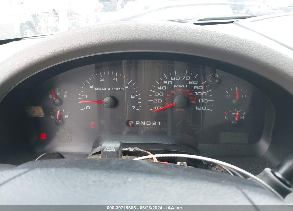 2008 FORD F-150 STX/XL/XLT VIN: 1FTRX14W88KD25633