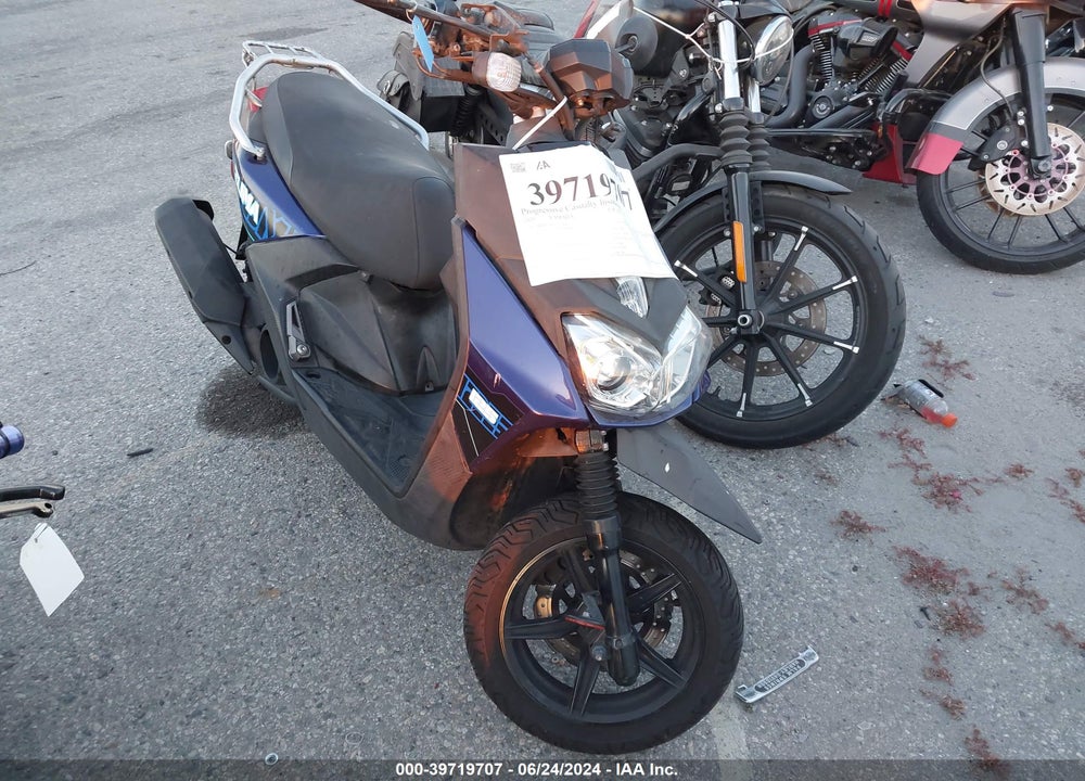 2020 YAMAHA YW125 VIN: RKRSEB1Y6LA005172