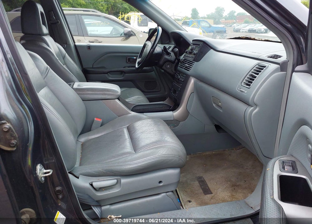 2004 HONDA PILOT EX-L VIN: 2HKYF18614H557718