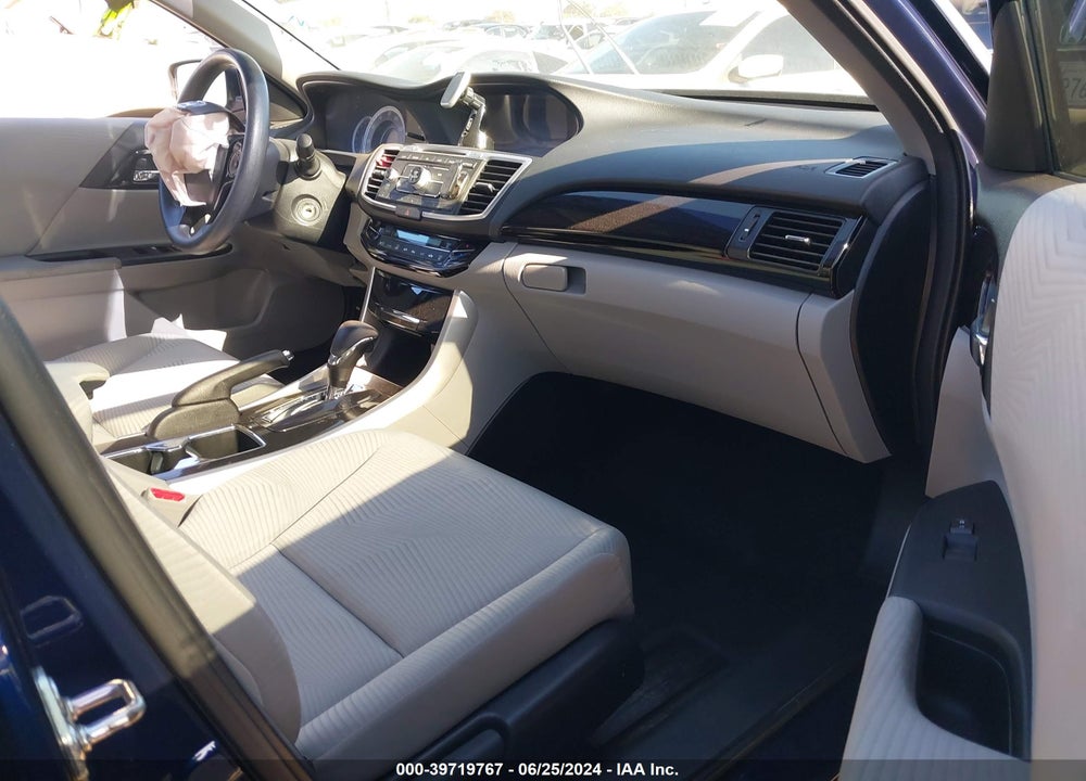 2016 HONDA ACCORD VIN: 1HGCR2F36GA116132