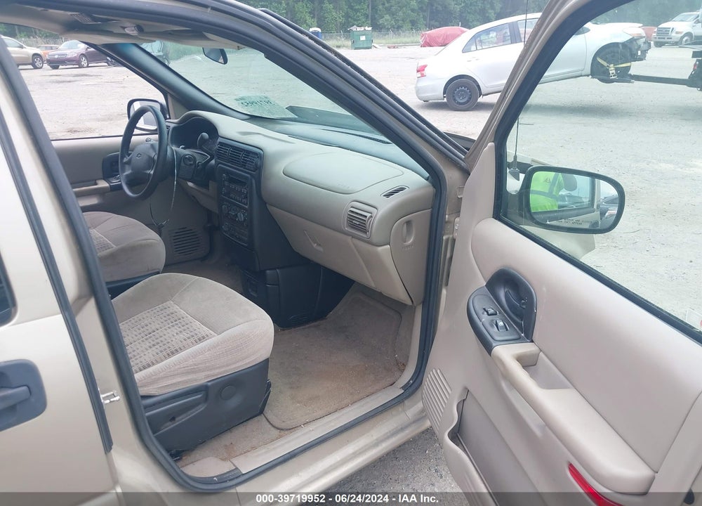 2005 CHEVROLET VENTURE LS VIN: 1GNDV23E75D136896