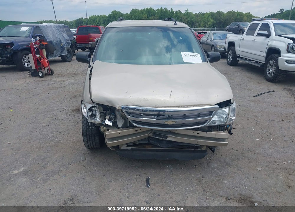 2005 CHEVROLET VENTURE LS VIN: 1GNDV23E75D136896