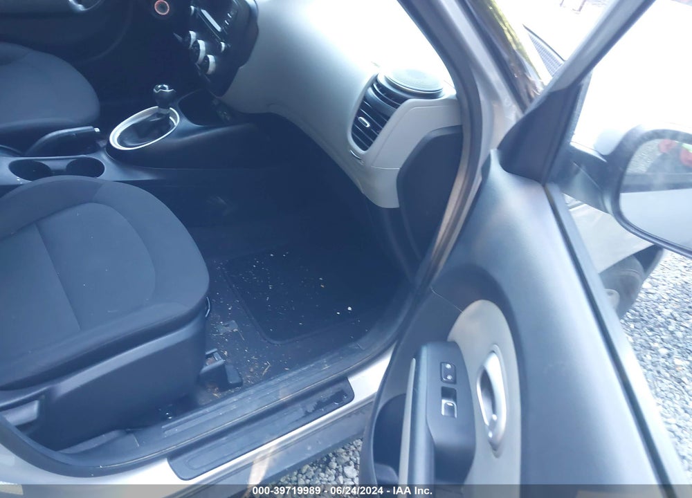 2017 KIA SOUL VIN: KNDJN2A24H7442770