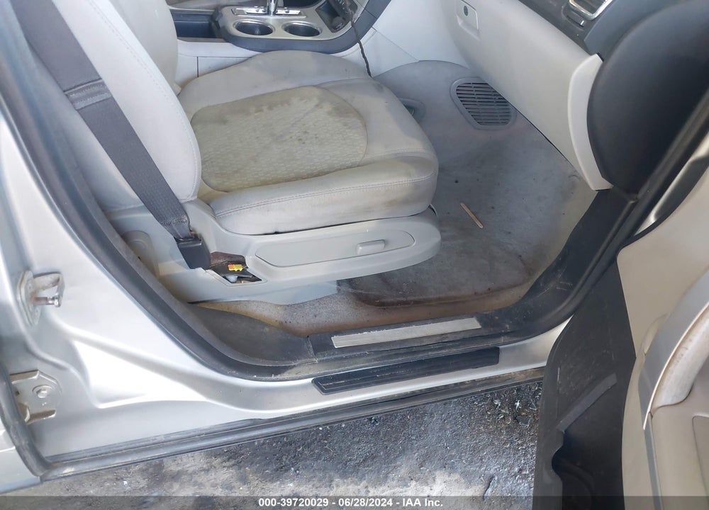 2012 GMC ACADIA SLE VIN: 1GKKVPED2CJ269537