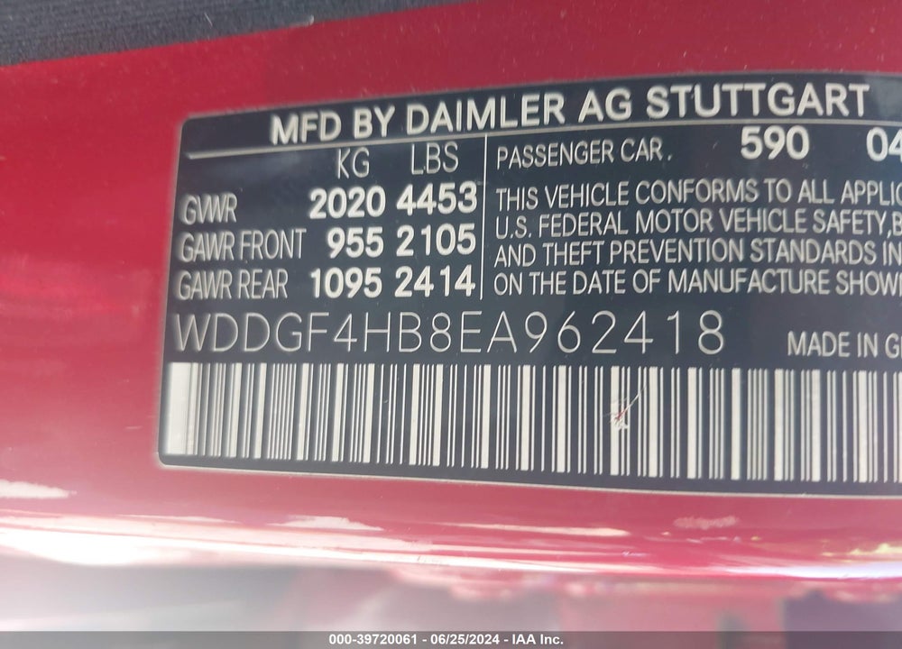 2014 MERCEDES-BENZ C 250 LUXURY/SPORT VIN: WDDGF4HB8EA962418