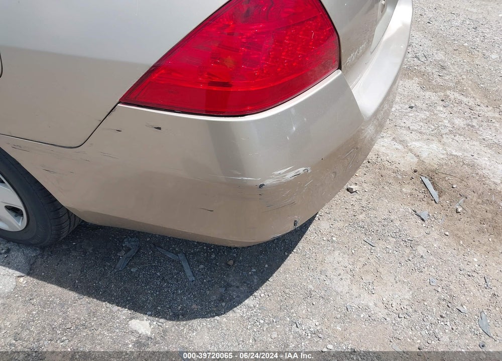 2007 HONDA ACCORD 2.4 LX VIN: 1HGCM56447A185085
