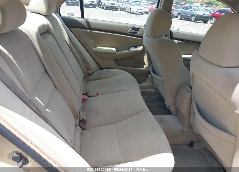 2007 HONDA ACCORD 2.4 LX VIN: 1HGCM56447A185085