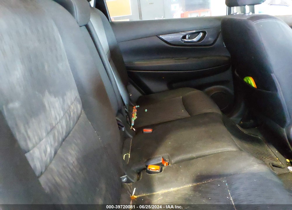 2018 NISSAN ROGUE SV VIN: JN8AT2MV0JW327448