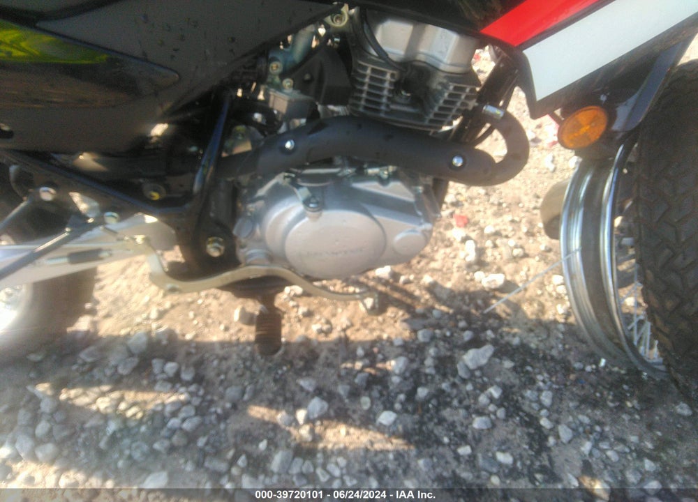 2023 HONDA XR150L E VIN: 3H1KD1317PD003875