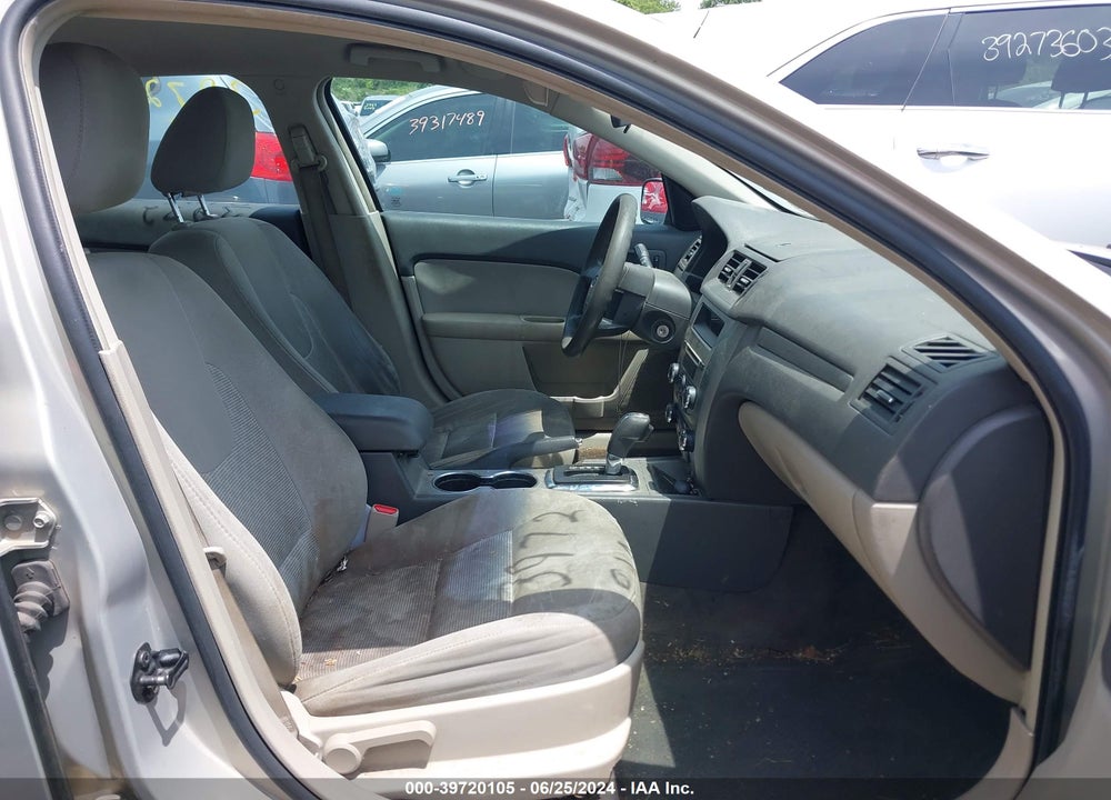 2010 FORD FUSION VIN: 3FAHP0HAXAR132296