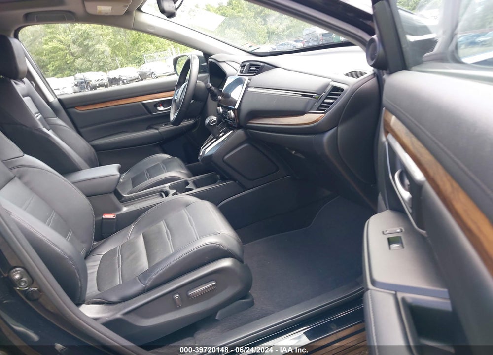 2017 HONDA CR-V TOURING VIN: 2HKRW2H9XHH621765