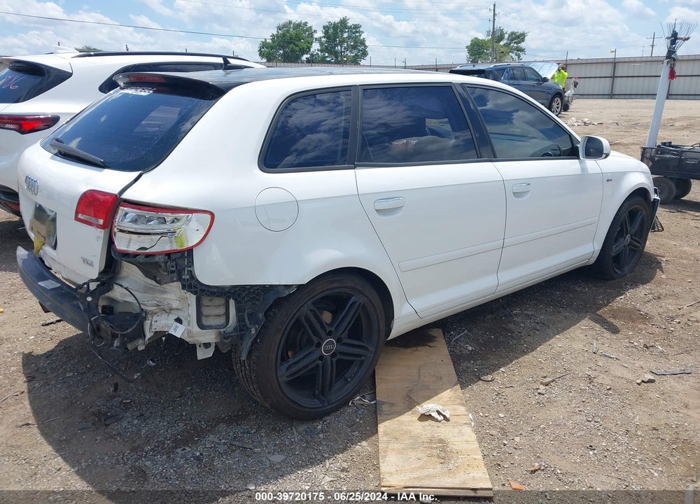 2013 AUDI A3 2.0 TDI PREMIUM VIN: WAUKJAFM2DA012587