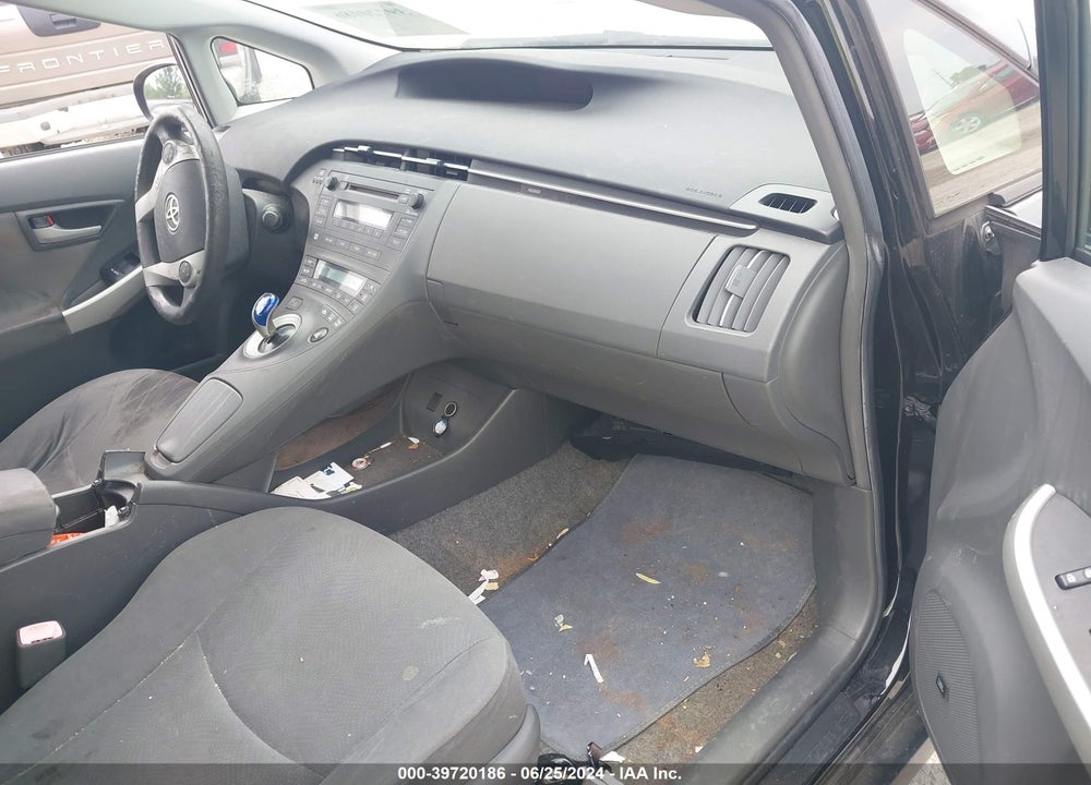 2010 TOYOTA PRIUS III VIN: JTDKN3DU8A0100194
