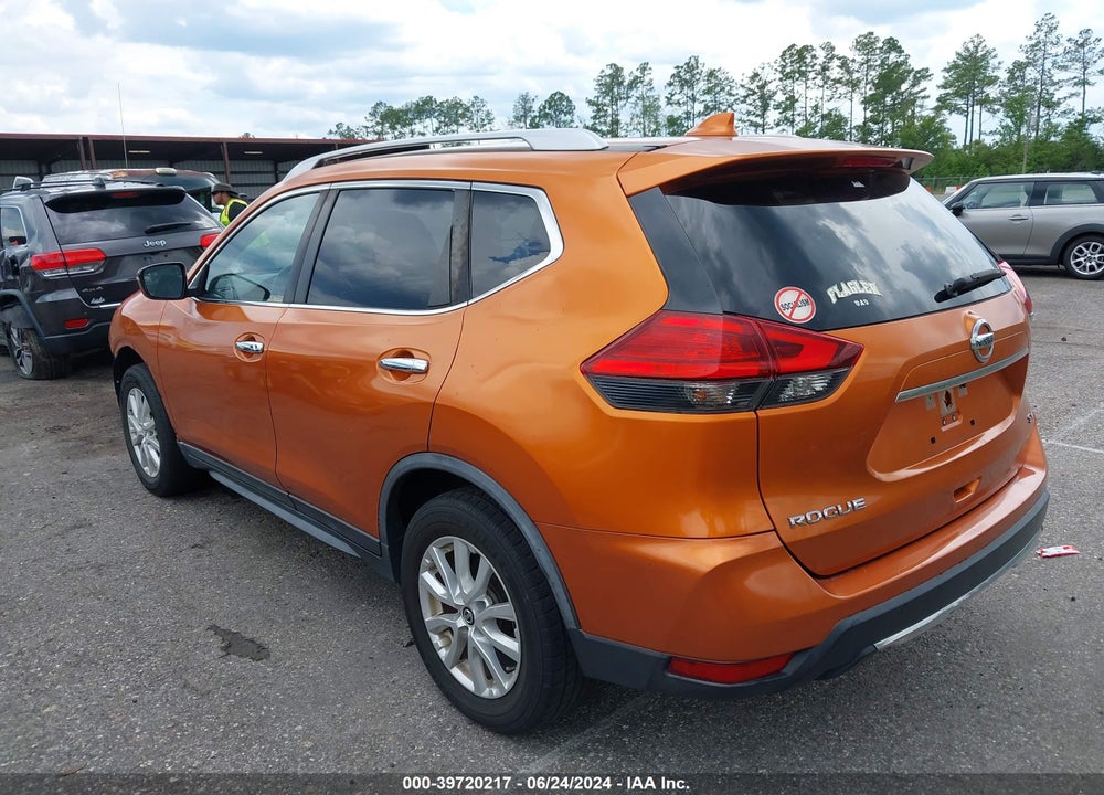 2017 NISSAN ROGUE SV VIN: JN8AT2MT6HW135637