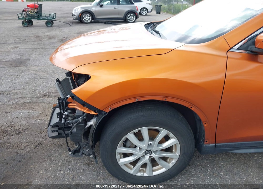 2017 NISSAN ROGUE SV VIN: JN8AT2MT6HW135637