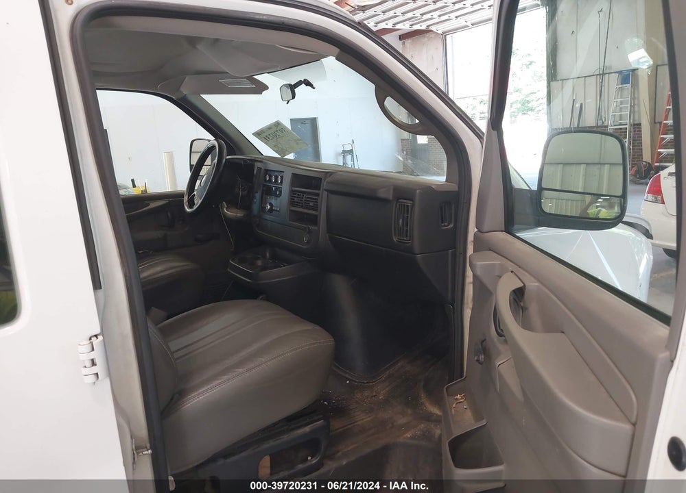 2009 CHEVROLET EXPRESS 2500 WORK VAN VIN: 1GCGG25C291140261
