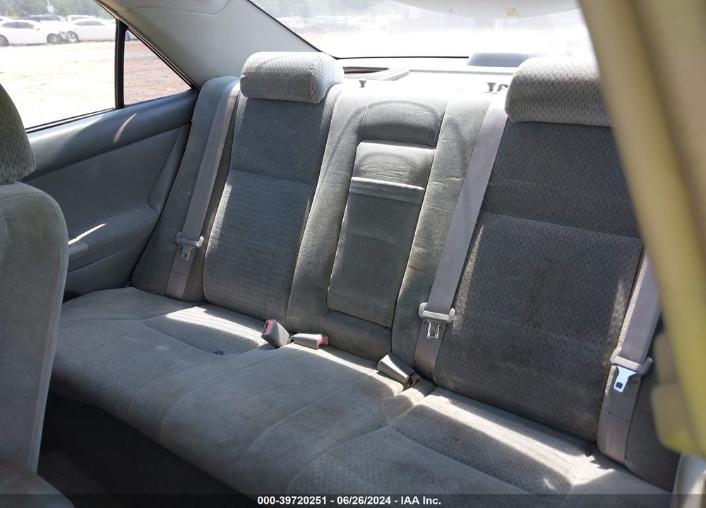 2002 TOYOTA CAMRY LE VIN: 4T1BE32K72U525753