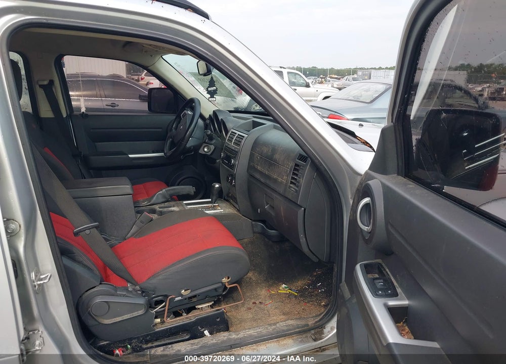 2007 DODGE NITRO SLT/RT VIN: 1D8GT58627W730948
