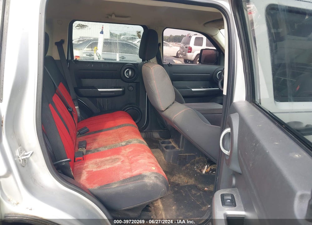 2007 DODGE NITRO SLT/RT VIN: 1D8GT58627W730948