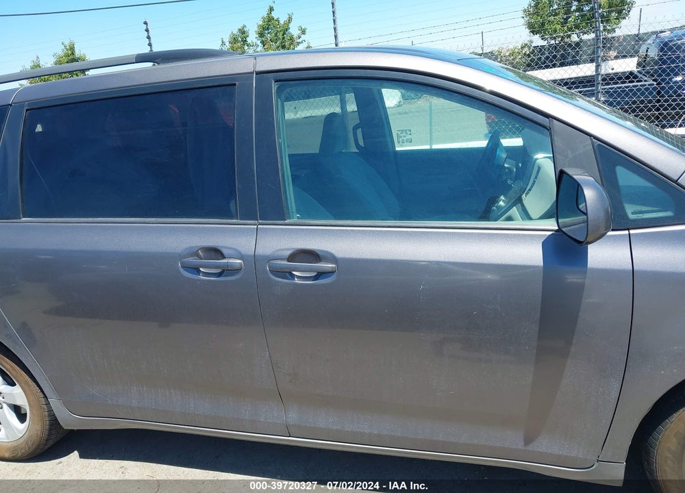 2016 TOYOTA SIENNA LE 8 PASSENGER VIN: 5TDKK3DC0GS709866