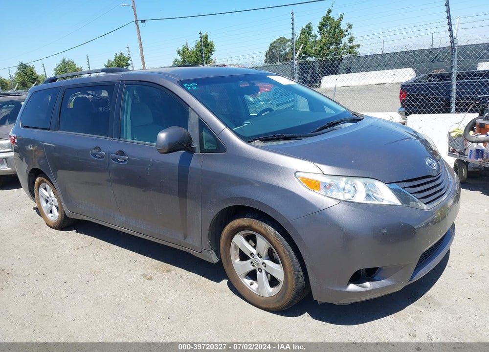 2016 TOYOTA SIENNA LE 8 PASSENGER VIN: 5TDKK3DC0GS709866