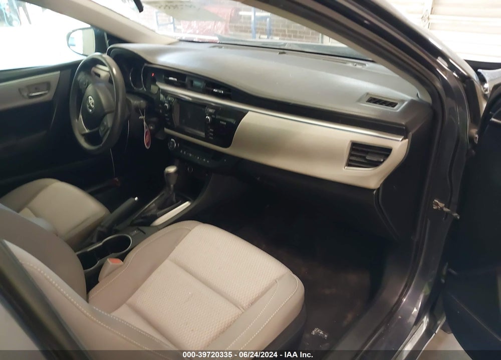 2015 TOYOTA COROLLA LE VIN: 5YFBURHE8FP278970