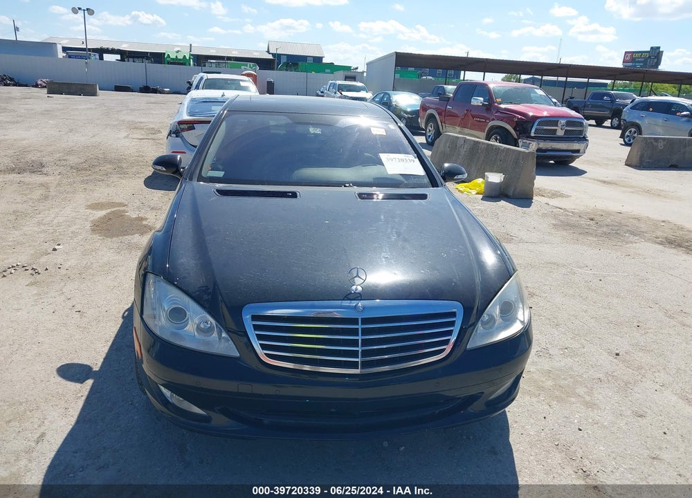 2007 MERCEDES-BENZ S 550 VIN: WDDNG71X37A117734