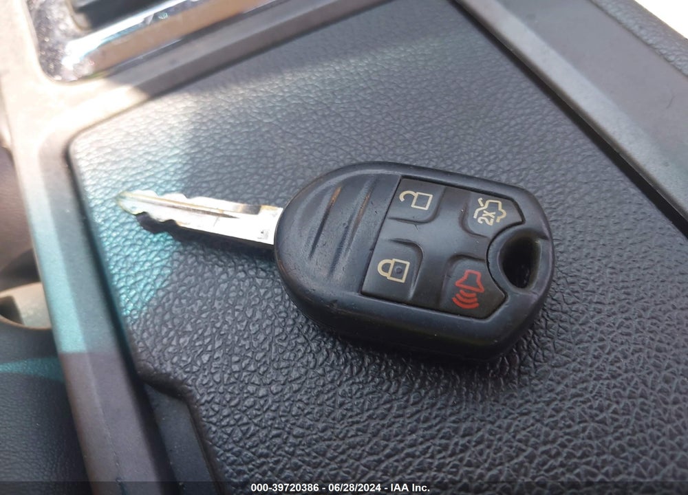 2011 FORD MUSTANG V6 PREMIUM VIN: 1ZVBP8AM1B5105783