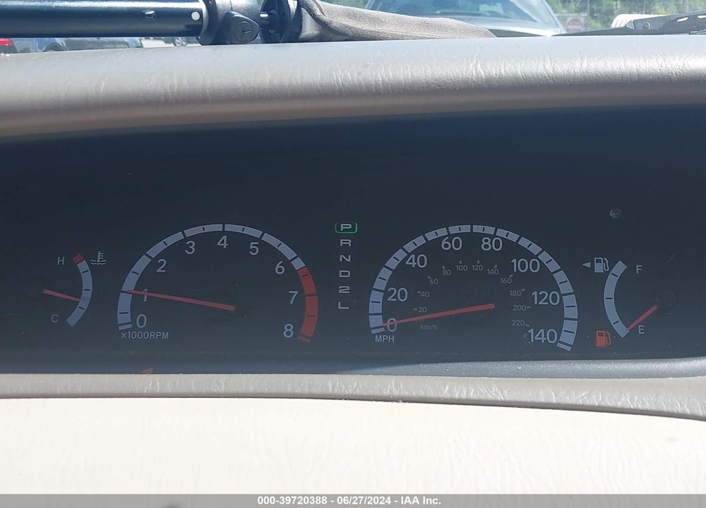 2000 TOYOTA AVALON XL VIN: 4T1BF28B5YU049395