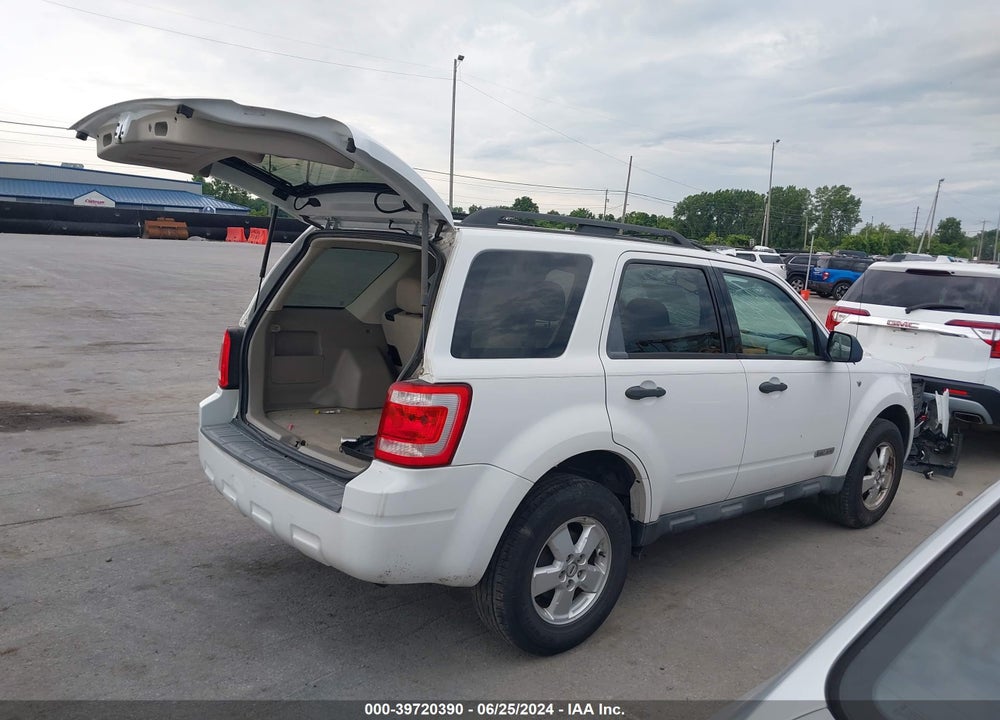 2008 FORD ESCAPE XLT VIN: 1FMCU031X8KA66976