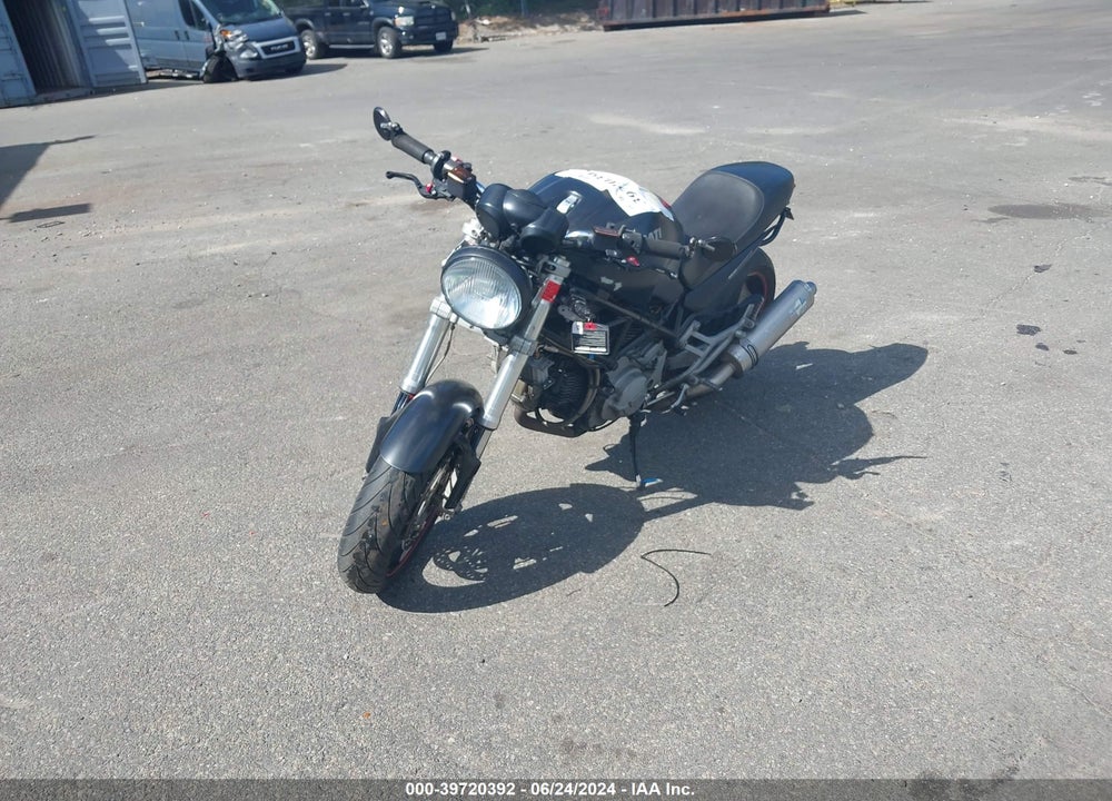 2005 DUCATI M600 VIN: ZDM1RA2K95B068277