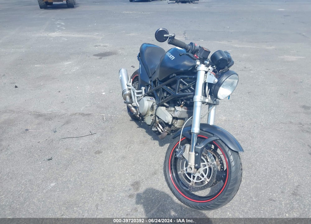 2005 DUCATI M600 VIN: ZDM1RA2K95B068277
