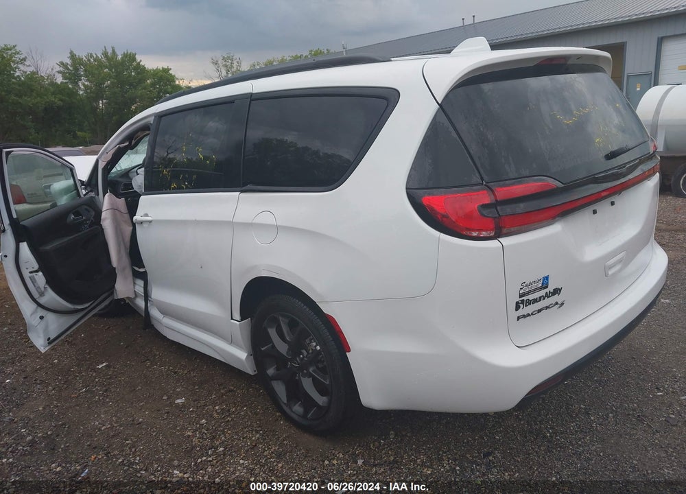 2022 CHRYSLER PACIFICA TOURING L VIN: 2C4RC1BG8NR183207