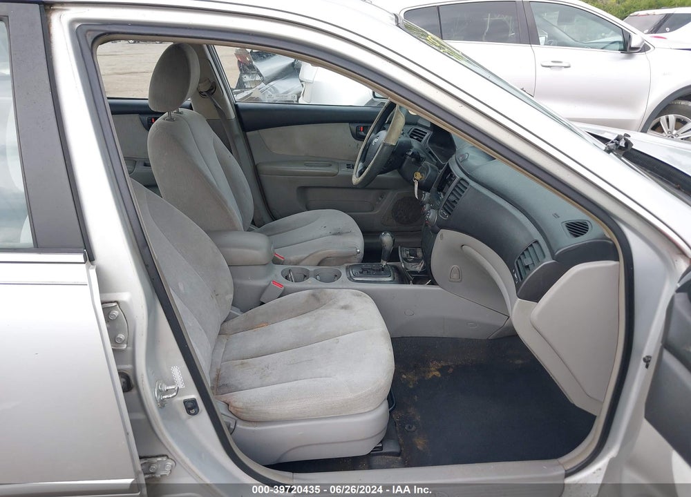 2008 KIA OPTIMA LX VIN: KNAGE123X85210887