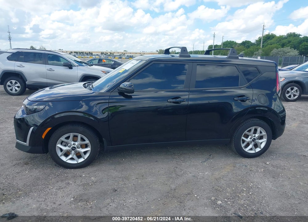 2023 KIA SOUL LX VIN: KNDJ23AU2P7857388