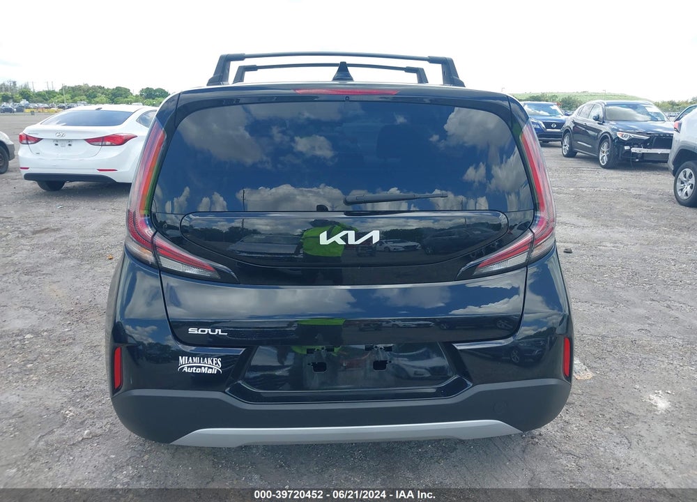 2023 KIA SOUL LX VIN: KNDJ23AU2P7857388