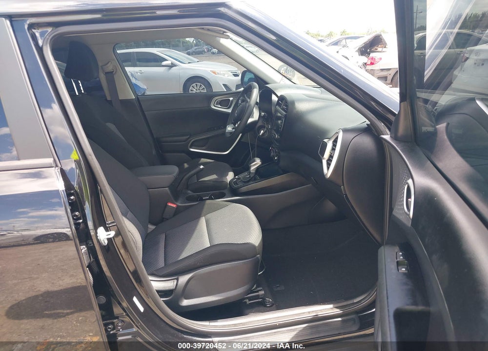 2023 KIA SOUL LX VIN: KNDJ23AU2P7857388