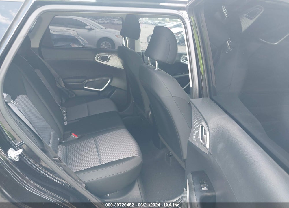 2023 KIA SOUL LX VIN: KNDJ23AU2P7857388
