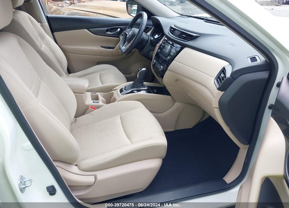 2017 NISSAN ROGUE SV VIN: JN8AT2MT7HW152432