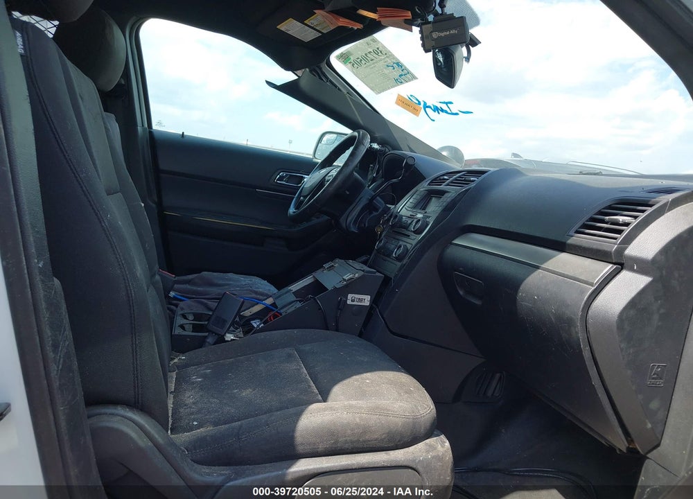 2017 FORD UTILITY POLICE INTERCEPTOR VIN: 1FM5K8AR8HGE26013