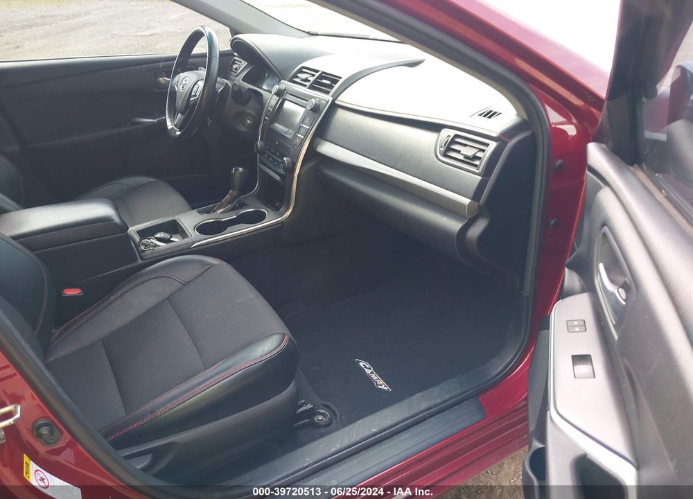 2016 TOYOTA CAMRY SE VIN: 4T1BF1FK5GU580320